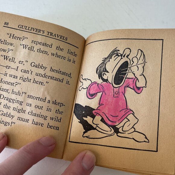 Gulliver's Travels, Charles C. Taylor 1939 Hardcover Mini - Flip Book RARE - Picture 2 of 10